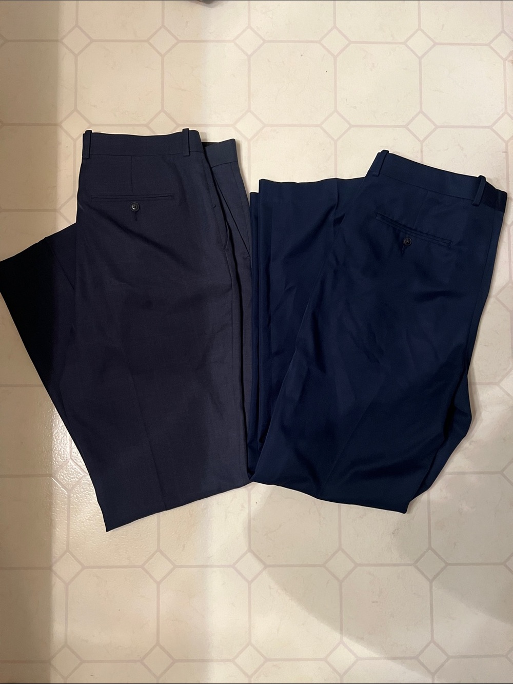 Perry Ellis Men's Dress Pants Duo in Navy. 2 Pairs. Modern fit